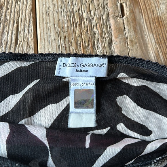 Vintage Dolce & Gabbana intimate cami. Zebra print. Adjustable straps. - Picture 7 of 8